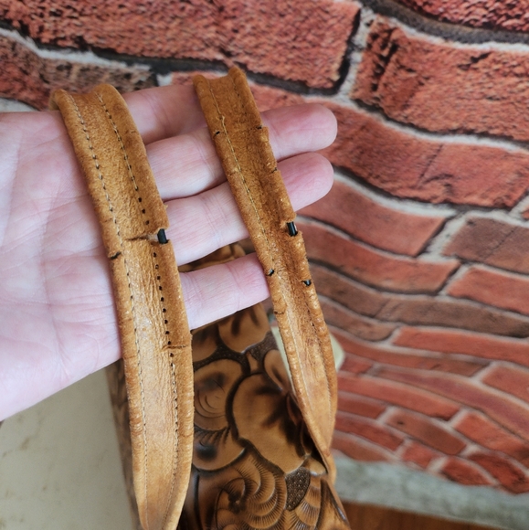 Vintage tooled leather satchel - Picture 7 of 10
